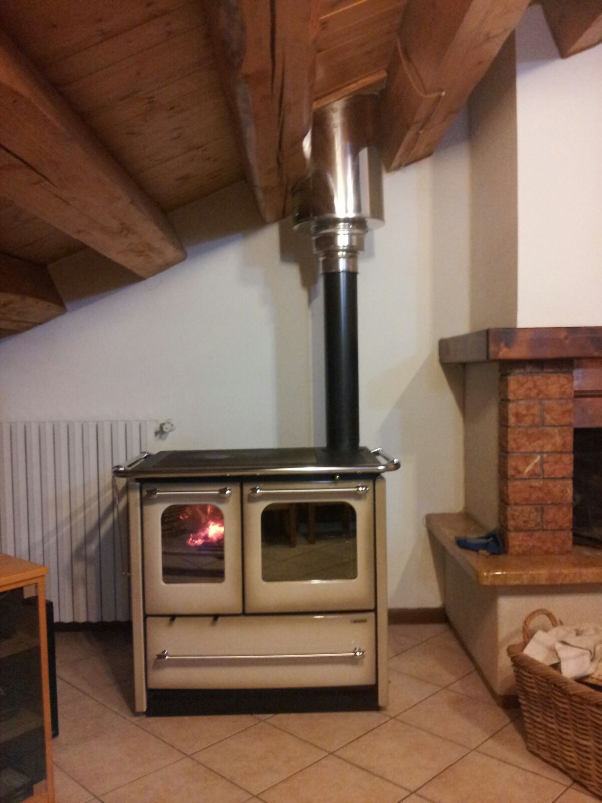 Attraversamento certificato tetto in legno